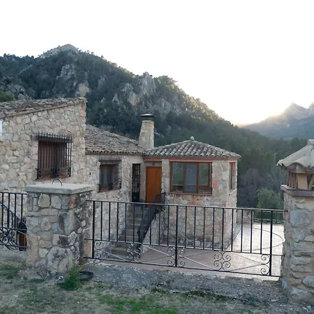 בית נופש Mas De La Vall Del Frare גנדסה